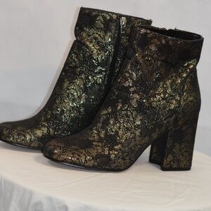 Marc Fisher Brocade Metallic Lace Booties Block Heel Size 9